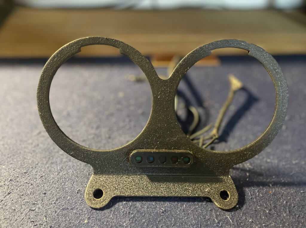 Suporte de fixação painel Harley-davidson Dyna