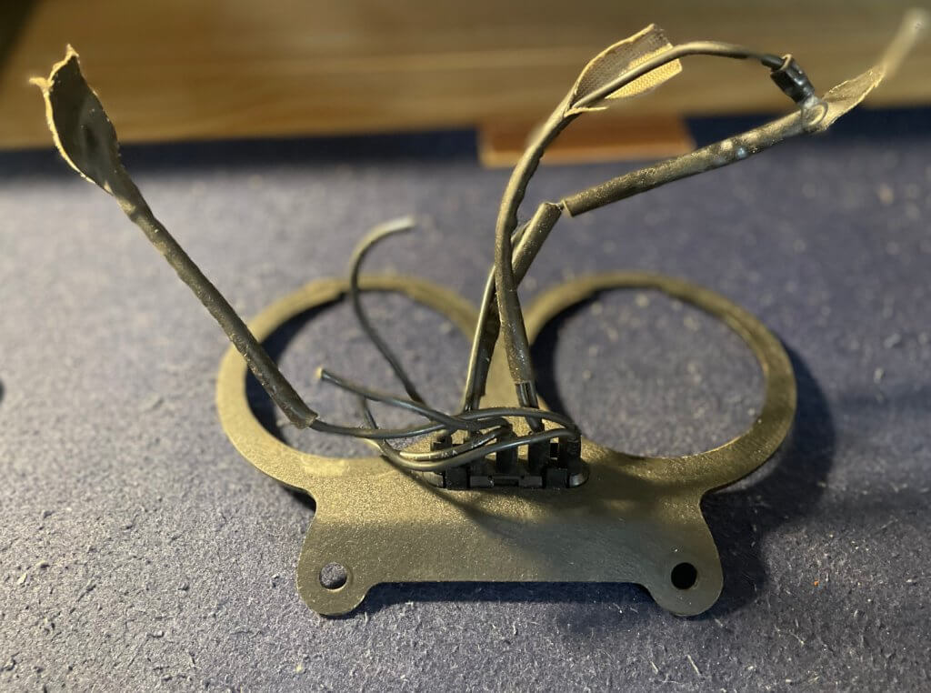 Suporte de fixação painel Harley-davidson Dyna - parte de traz.