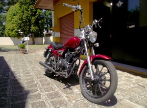 Kasinski Mirage 150 - Read Pearl vista de frente.